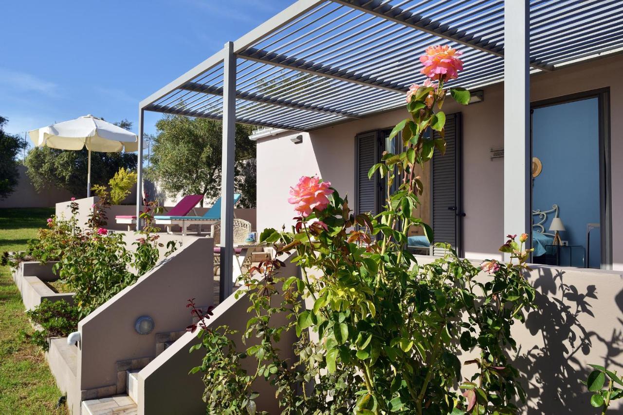 Alexandra'S Garden Houses Stalos Bagian luar foto