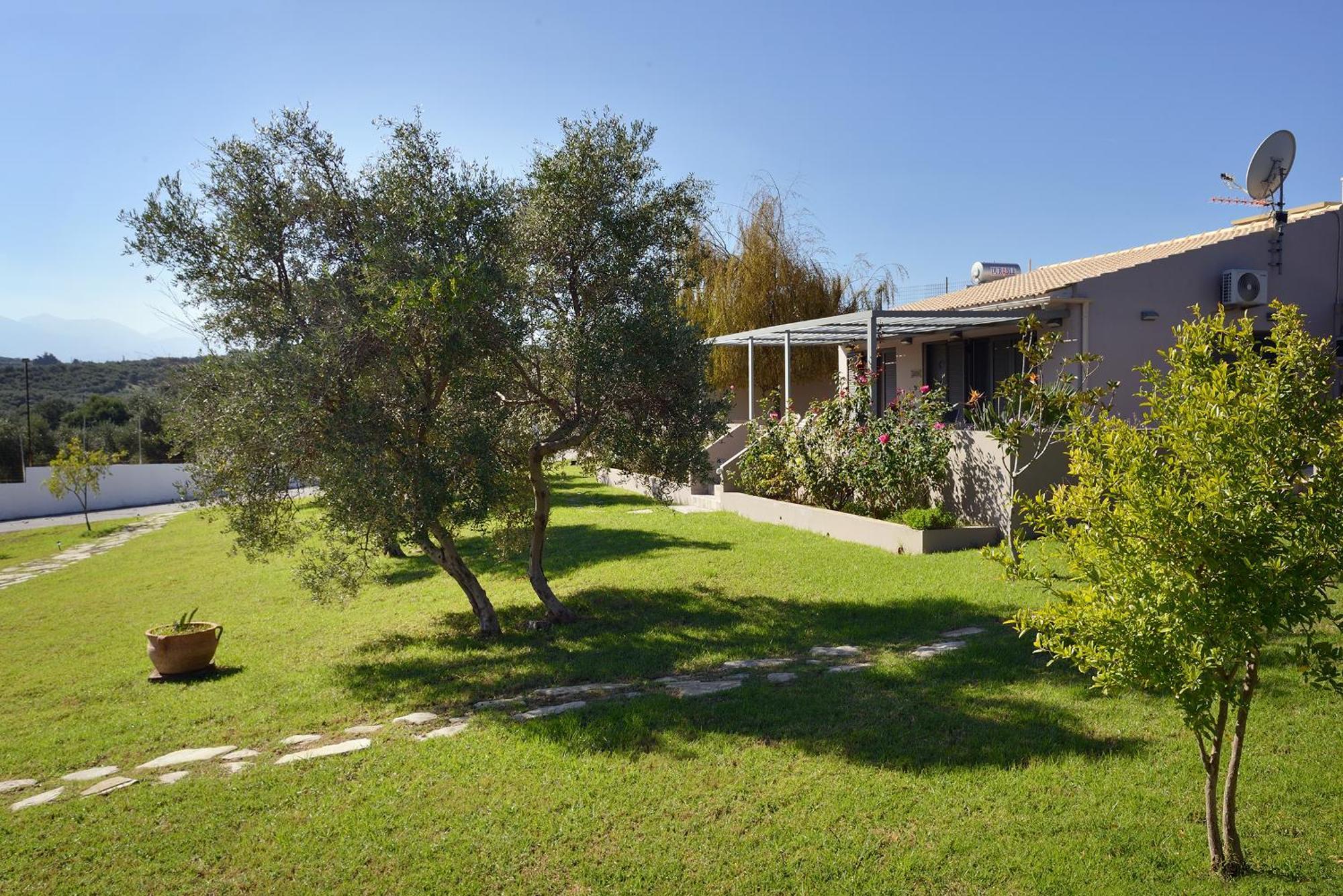 Alexandra'S Garden Houses Stalos Bagian luar foto